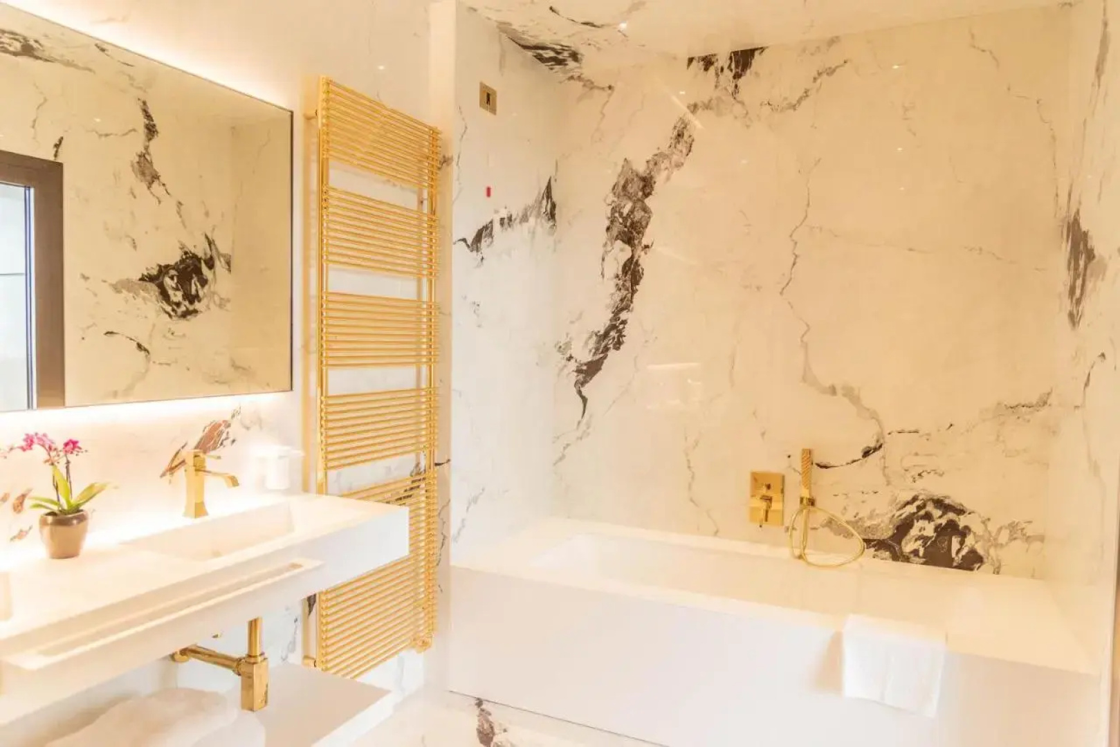 The Promenade Luxury Wellness Hotel