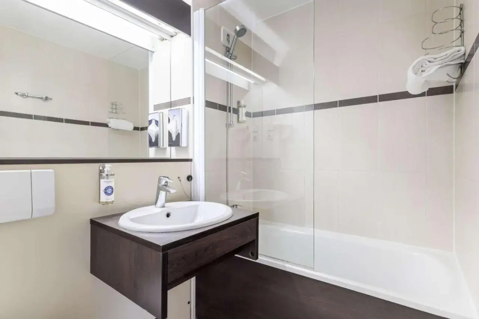 Comfort Hotel Orleans Saran