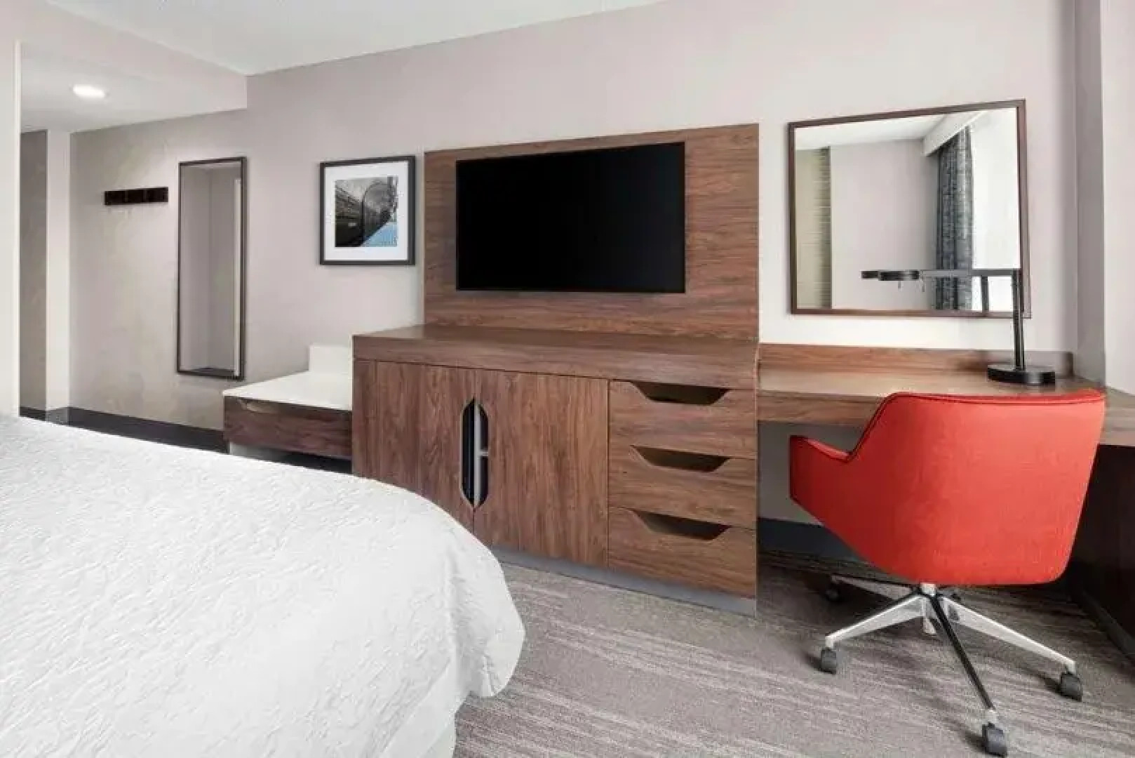 Hampton Inn & Suites Chicago Downtown