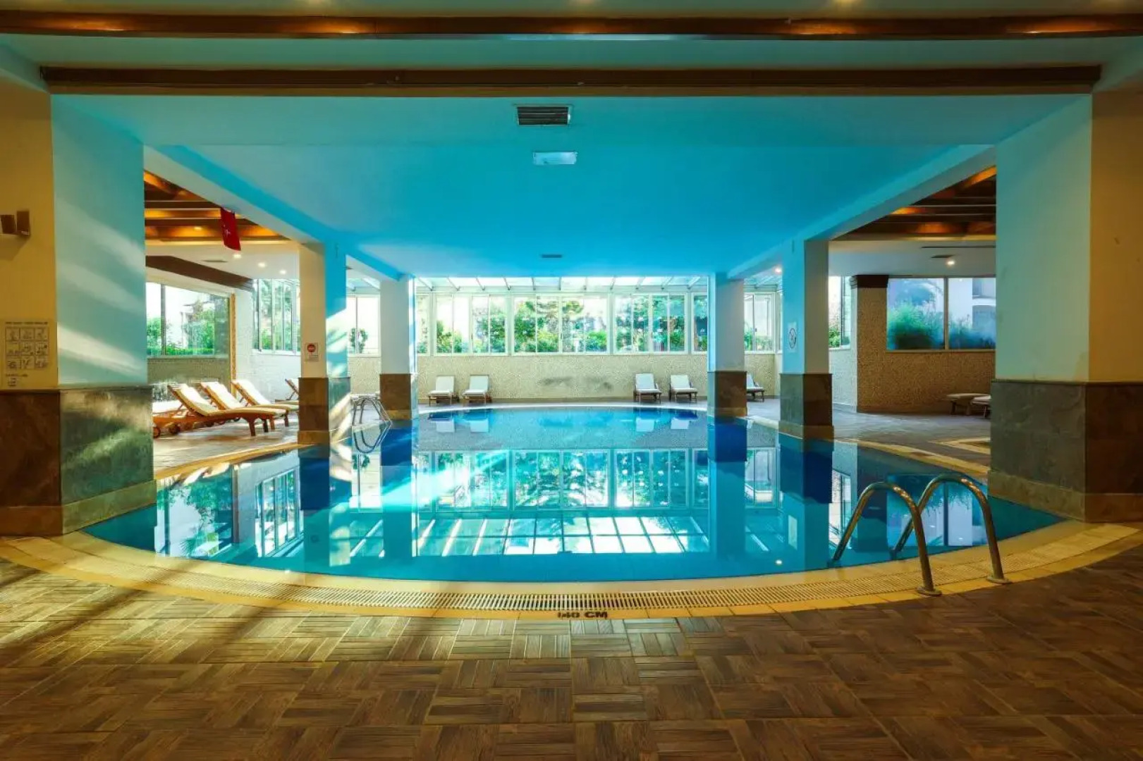 Курорт Crystal Aura Beach Resort & Spa – All Inclusive
