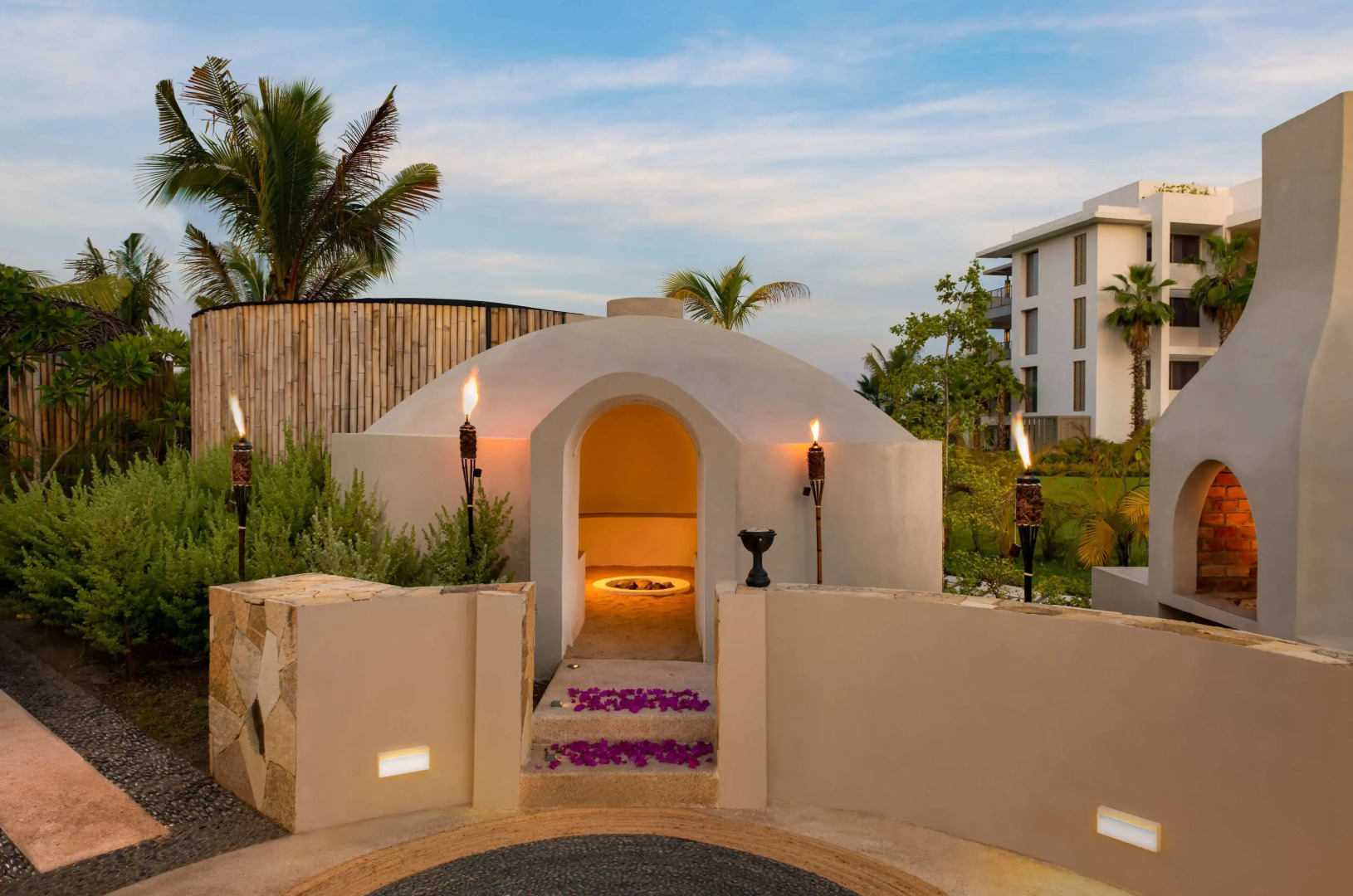 Отель Conrad Punta de Mita 