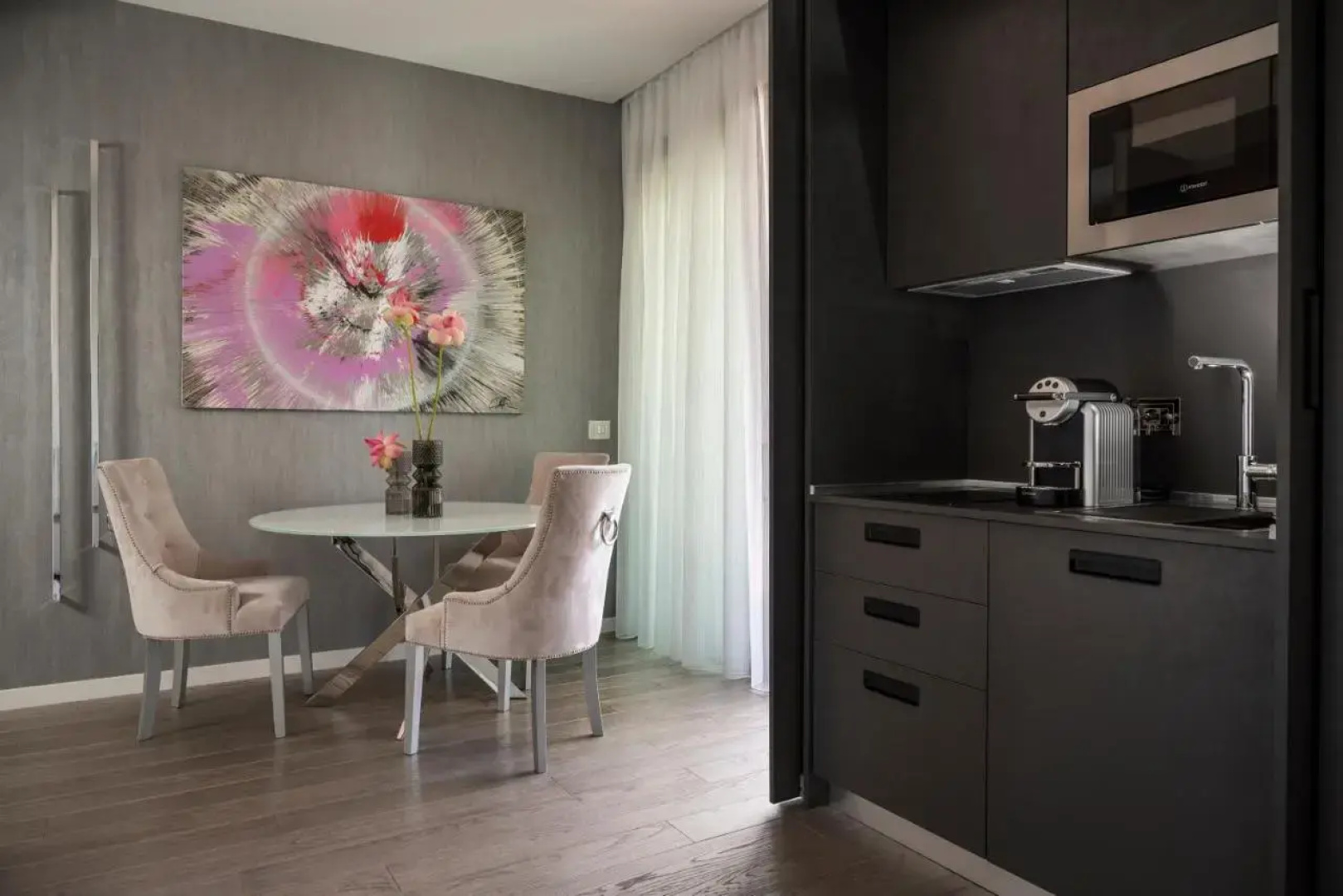 The Promenade Luxury Wellness Hotel