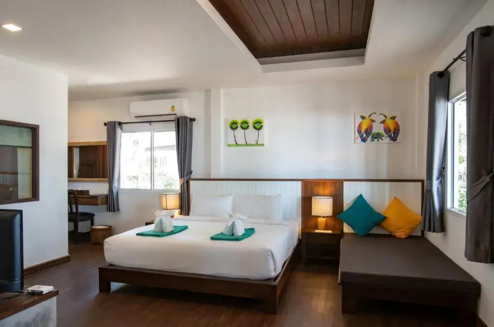 Отель Southern Lanta Resort