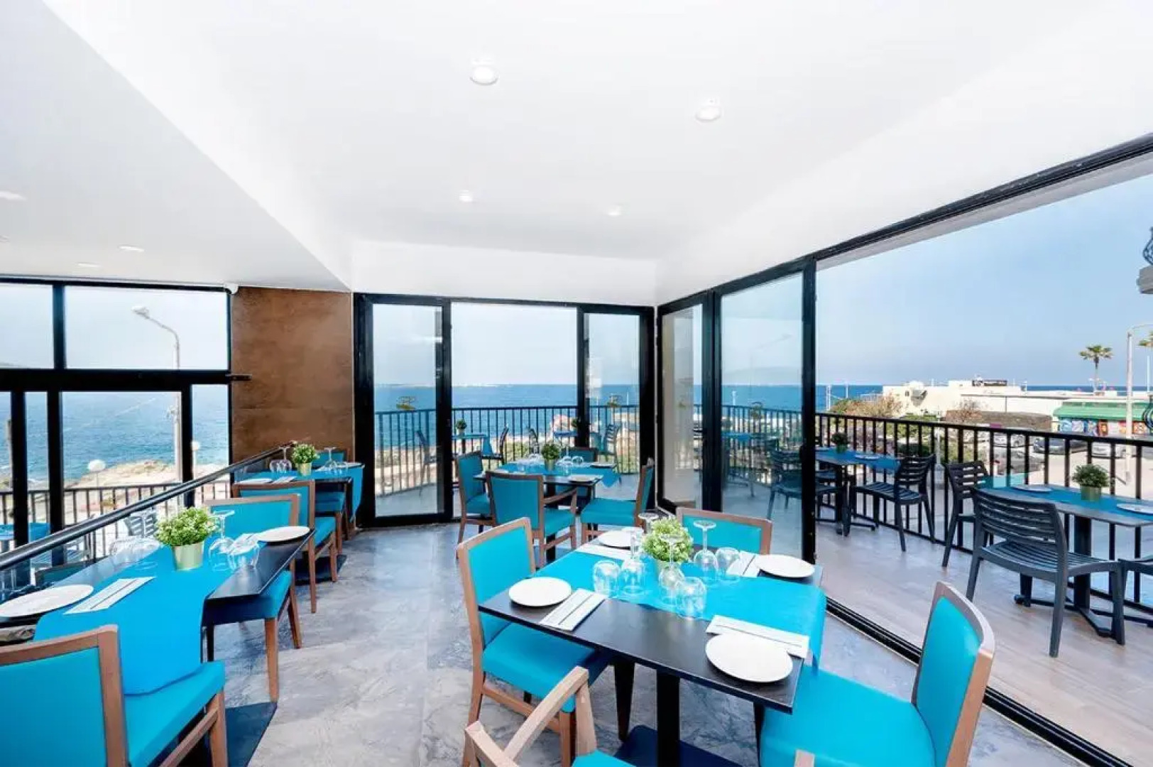 Islet Seafront Apartment Corner Terrace