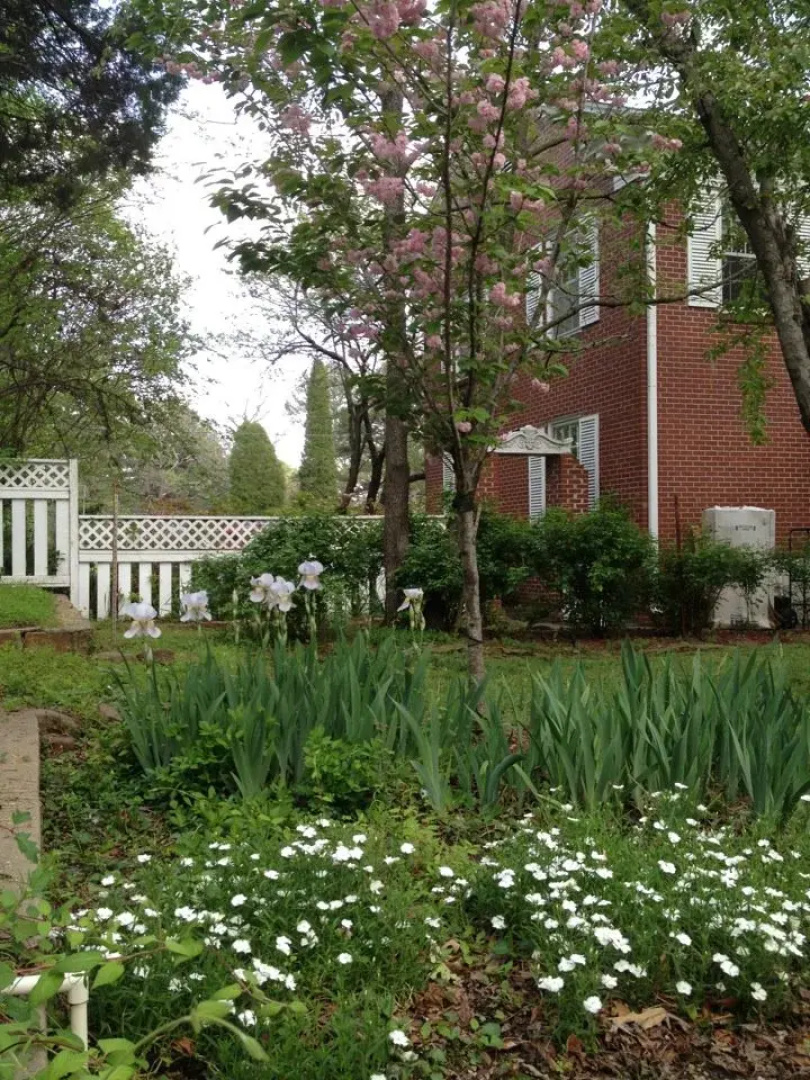 Beland Manor Inn