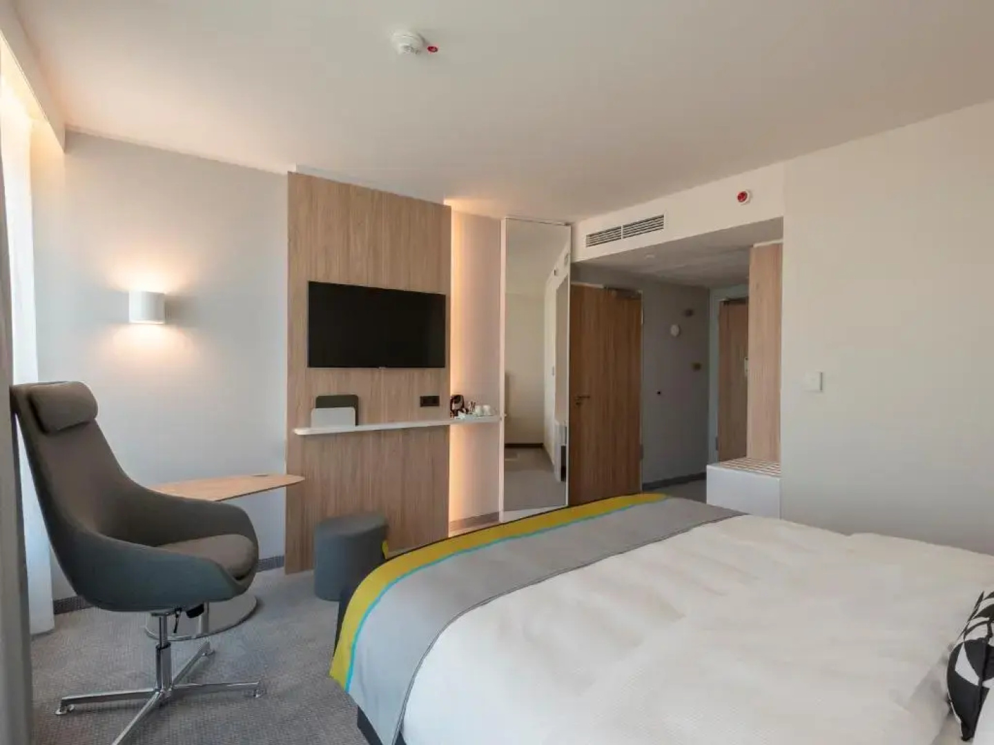 Holiday Inn Express Düsseldorf – Hauptbahnhof by IHG