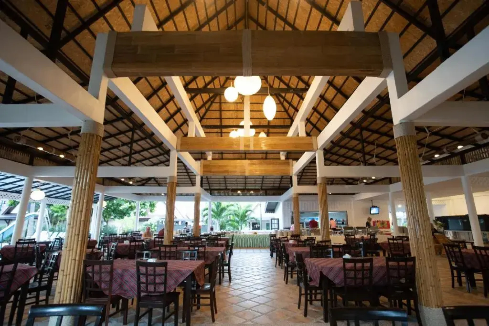 Отель Southern Lanta Resort