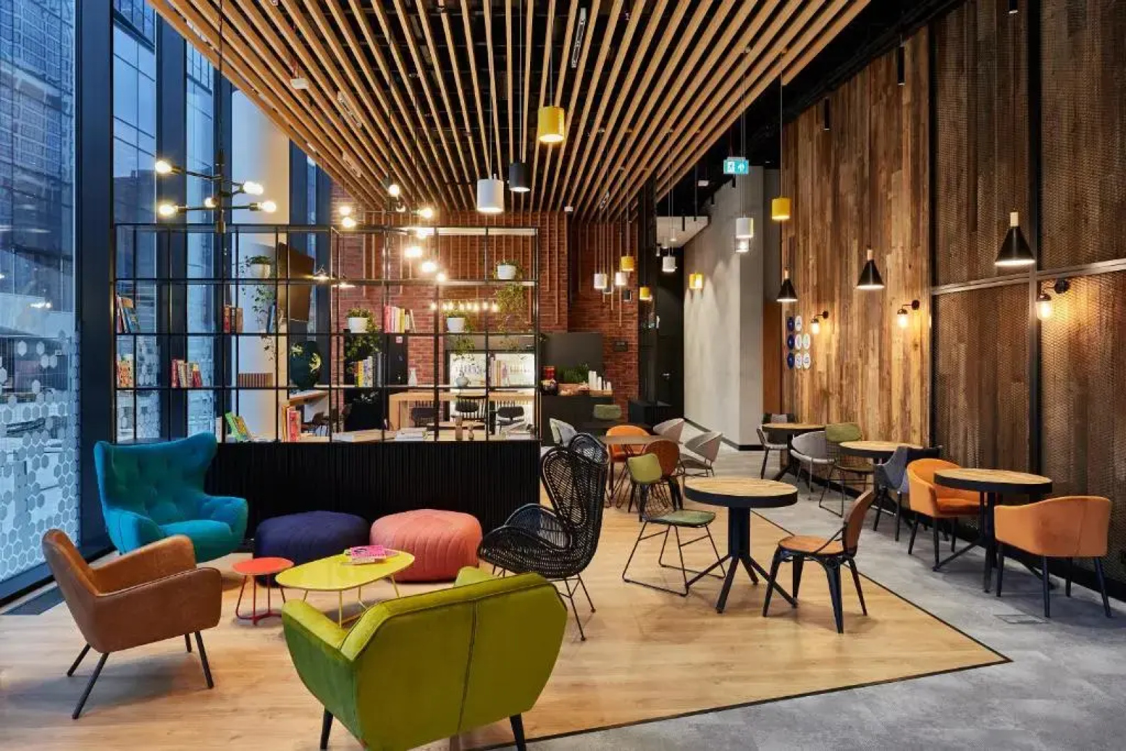 Holiday Inn Express Warsaw - The HUB by IHG