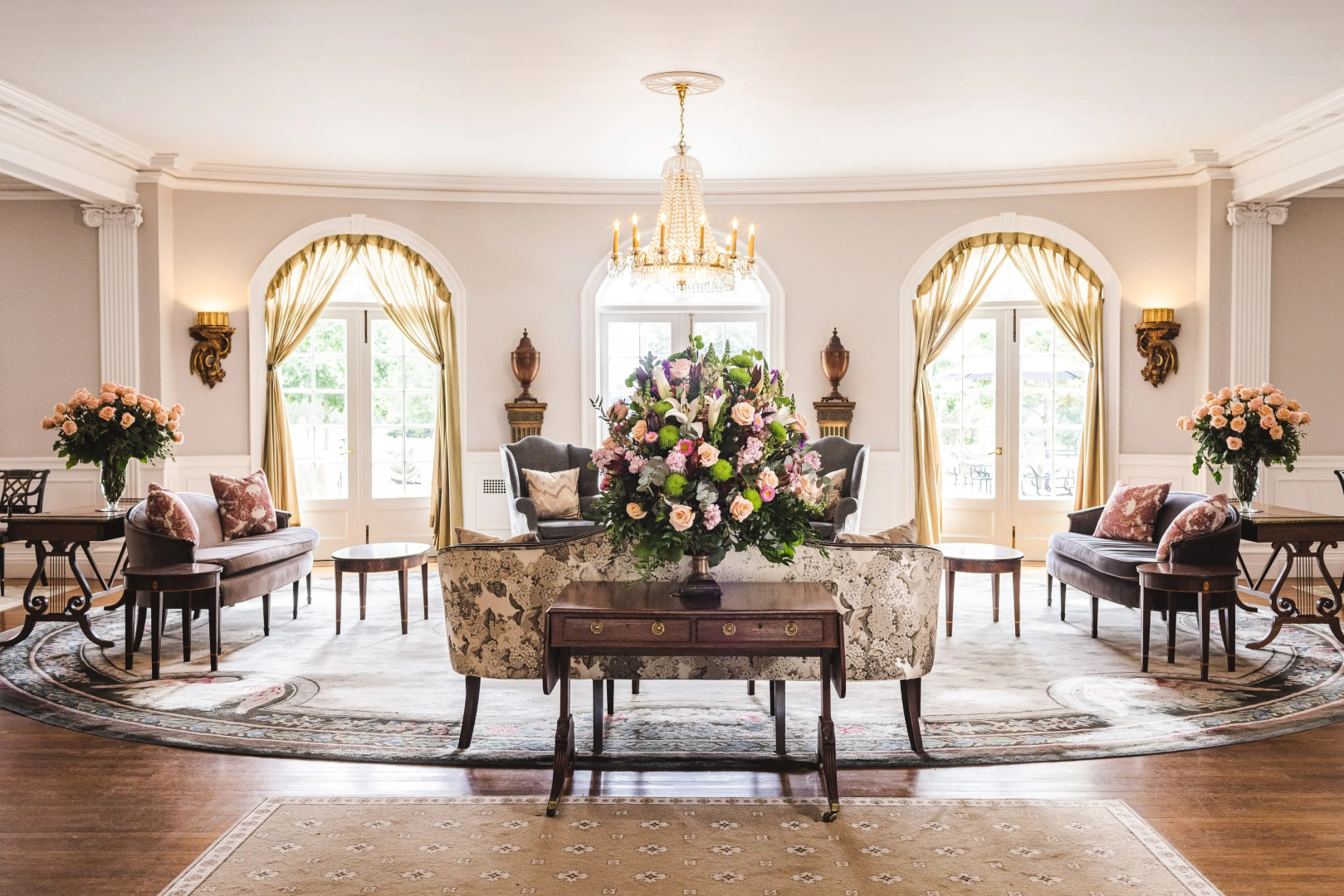 Williamsburg Inn, an official Colonial Williamsburg Hotel