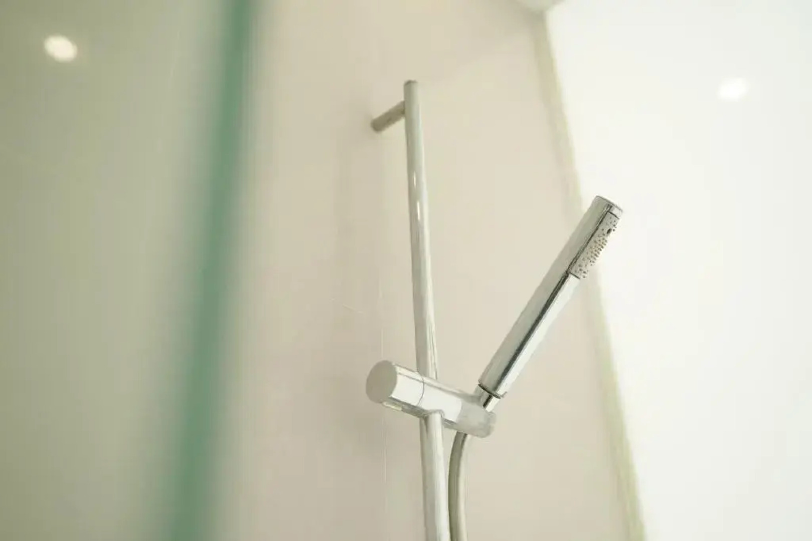 Отель Lamora Kota Lama Surabaya