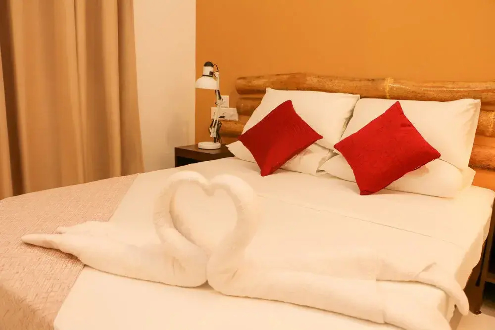 Отель The Castaway Retreat 