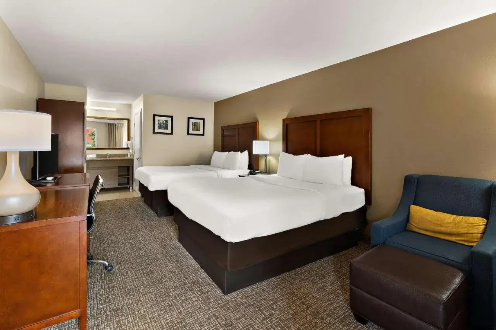 Comfort Inn & Suites Sequoia/Kings Canyon