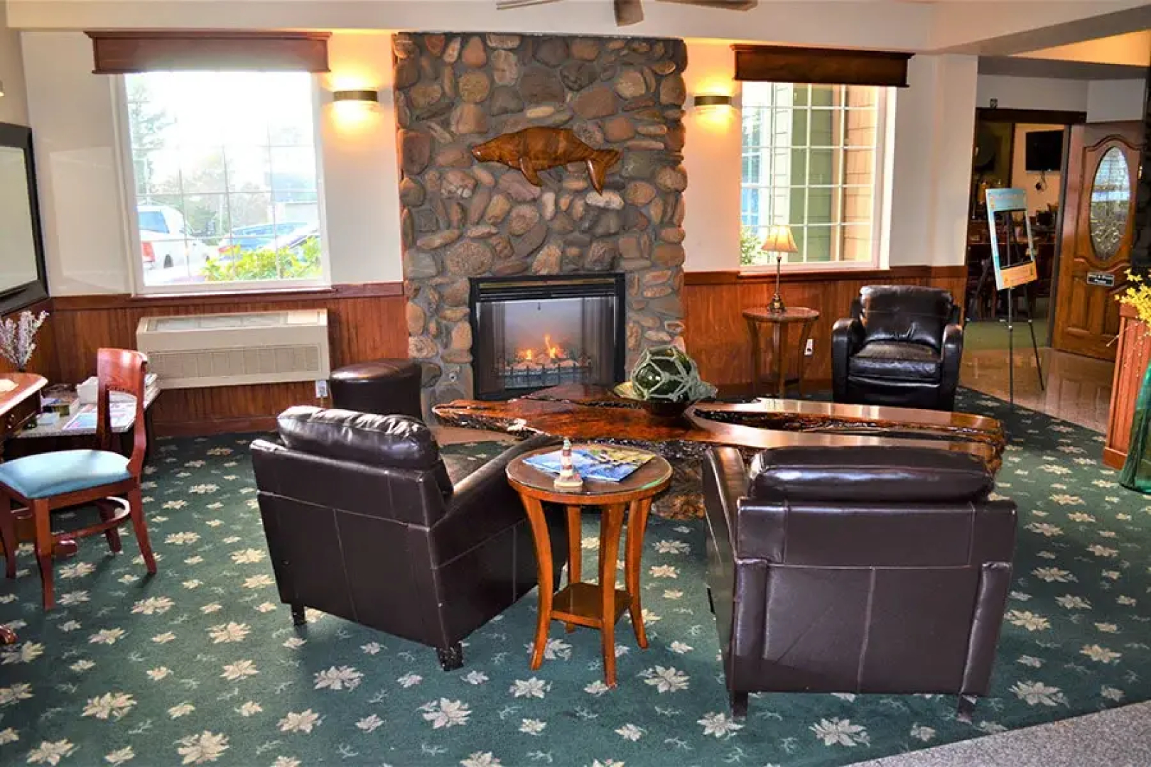 The Ashley Inn & Suites