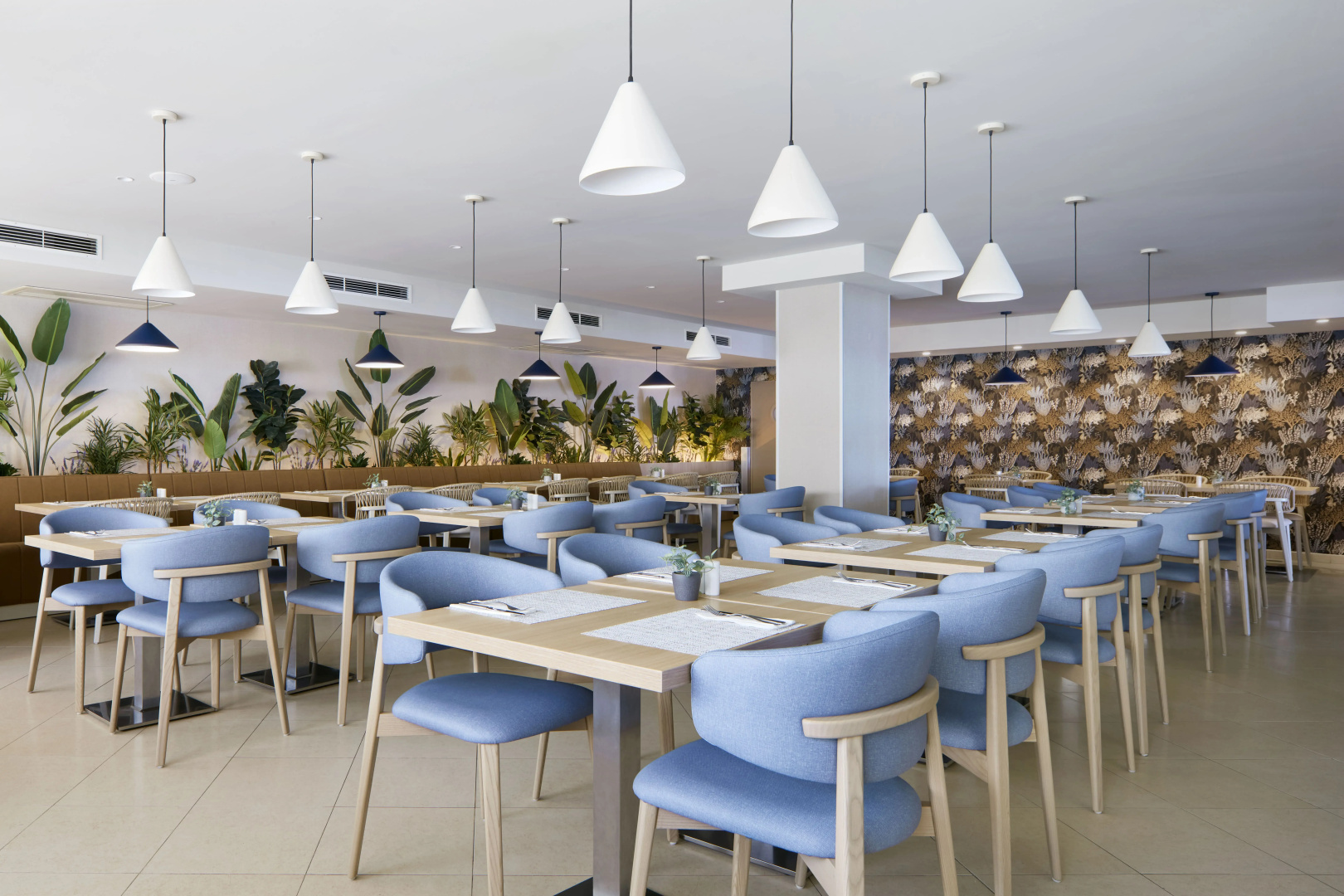 Отель Dom Jose Beach Hotel