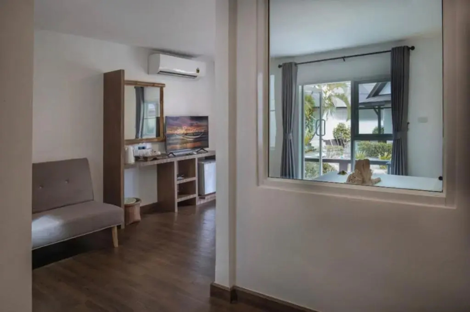 Отель Southern Lanta Resort