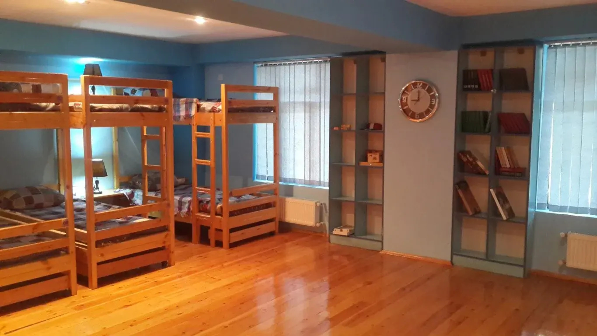 Highland Park Hostel