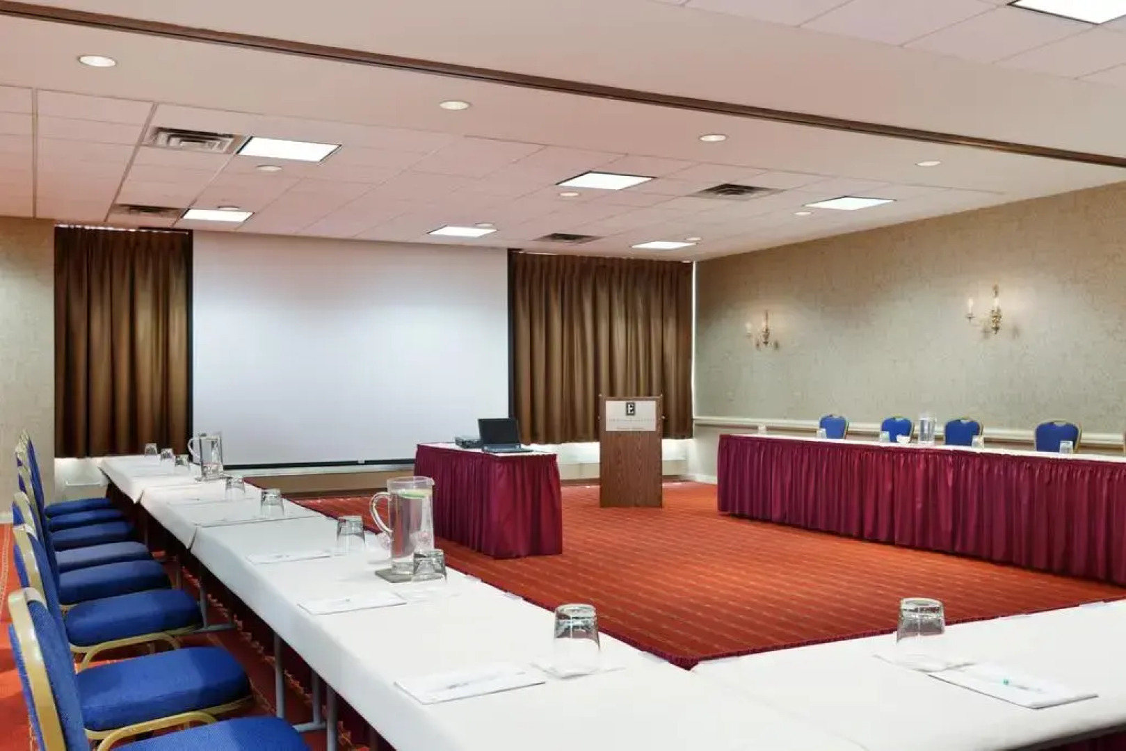 Embassy Suites by Hilton Philadelphia Valley Forge