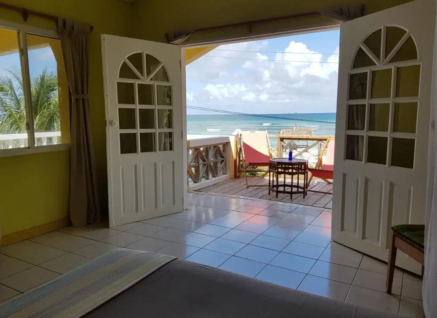 The Islanders Inn