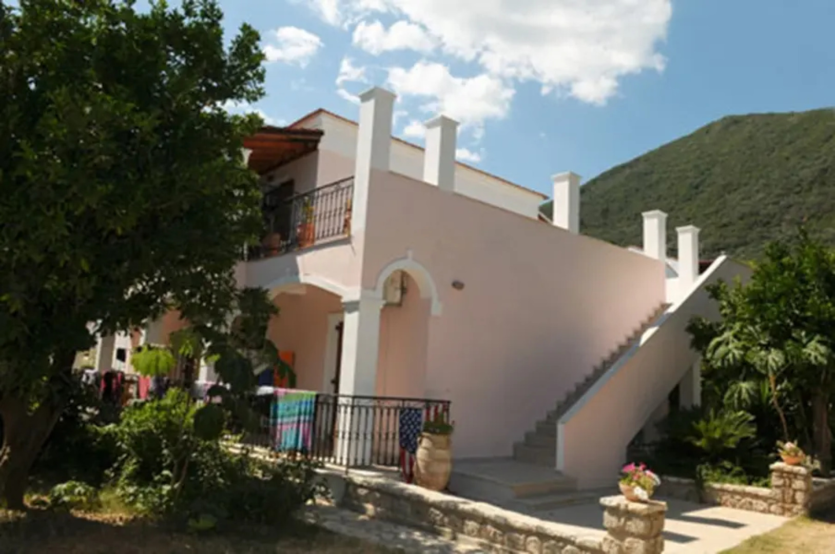 Apartments Konstantinos