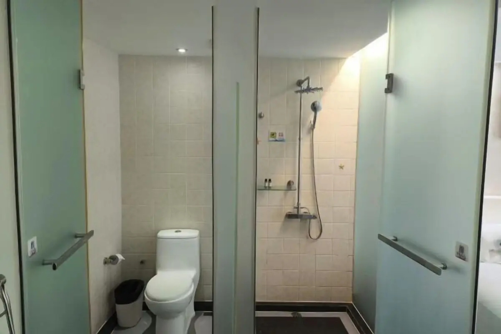 Отель Luyi Seaview