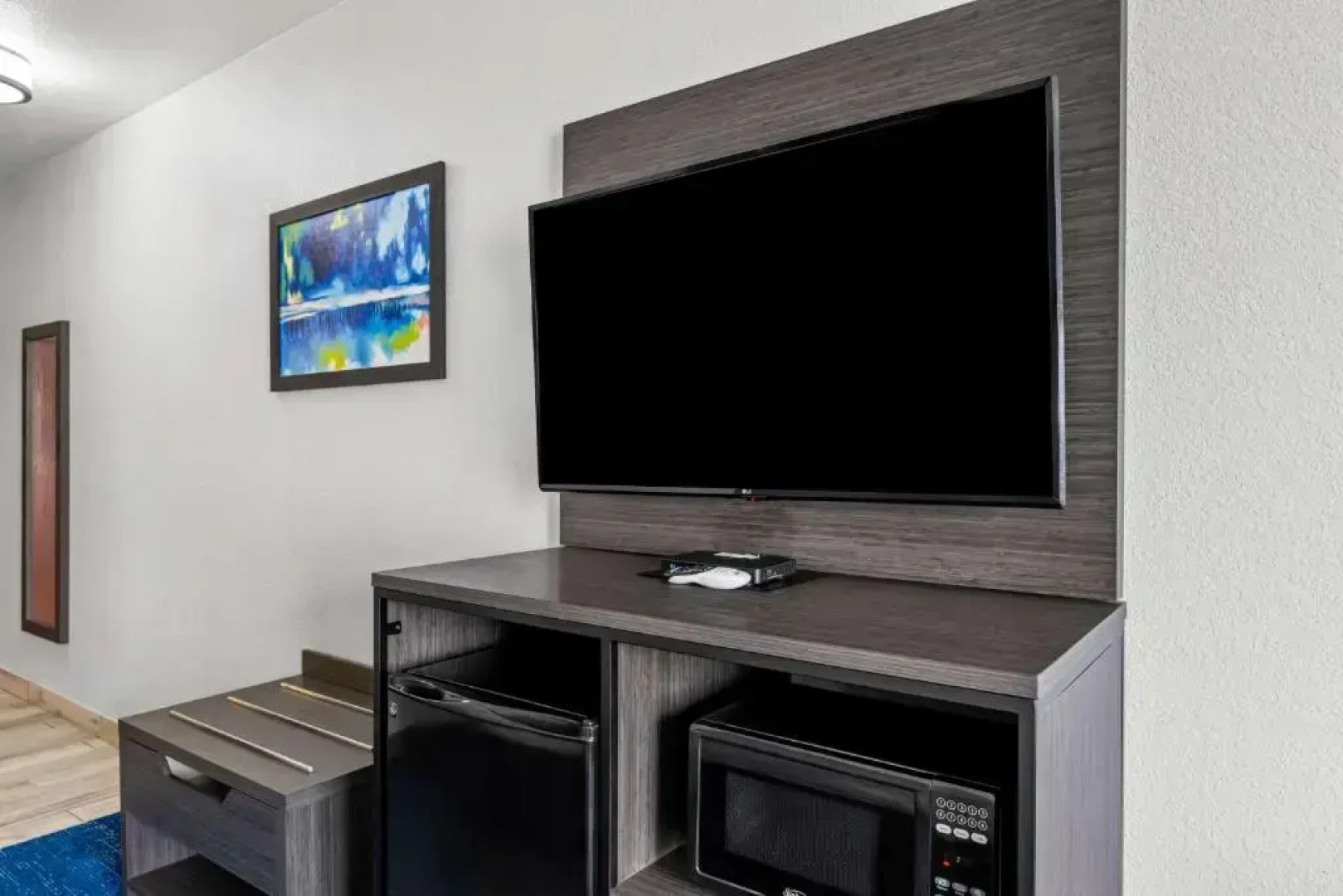 Best Western Palace Inn & Suites