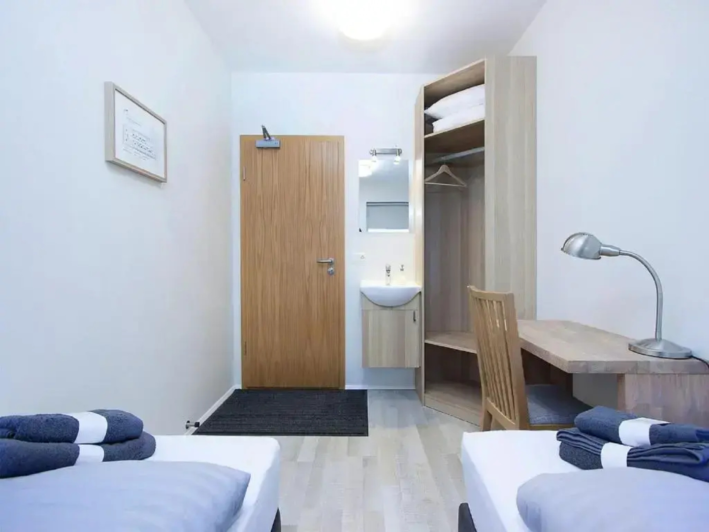 Kef Guesthouse by Keflavík airport