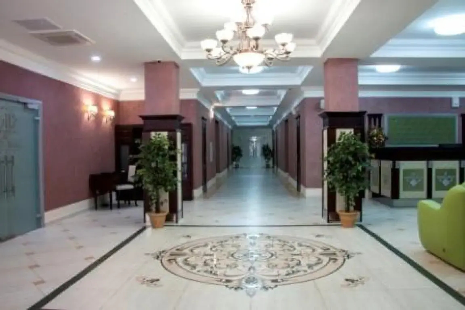Отель Green Hall