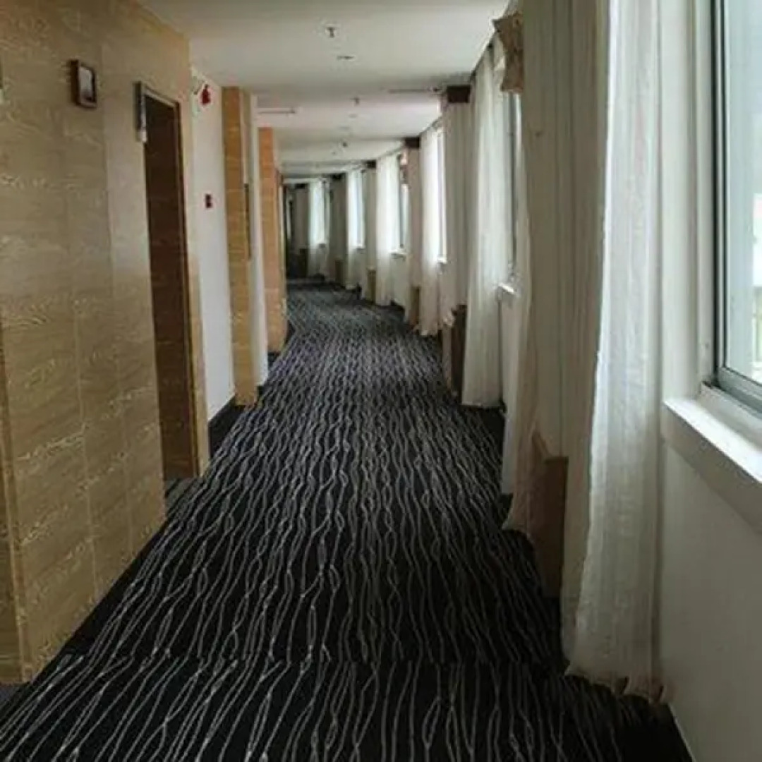 Nyingchi Zhongxing Garden Hotel