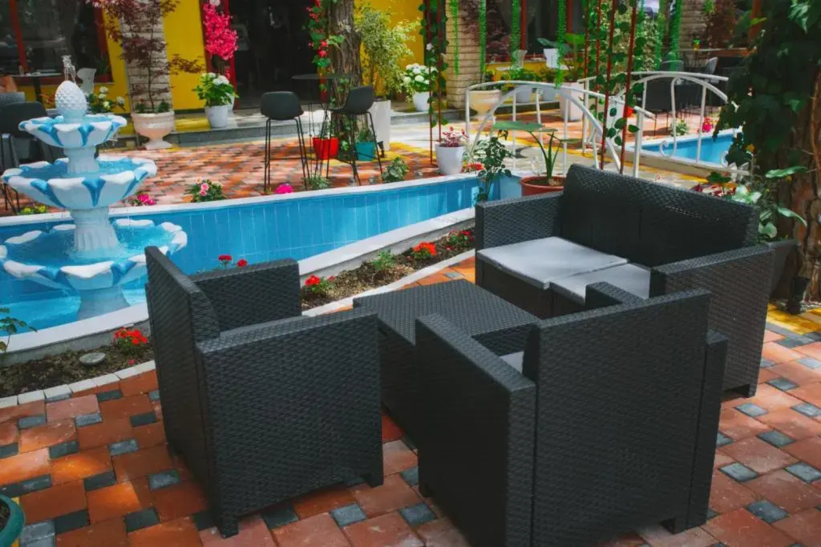 Hotel Camping Mali i Robit