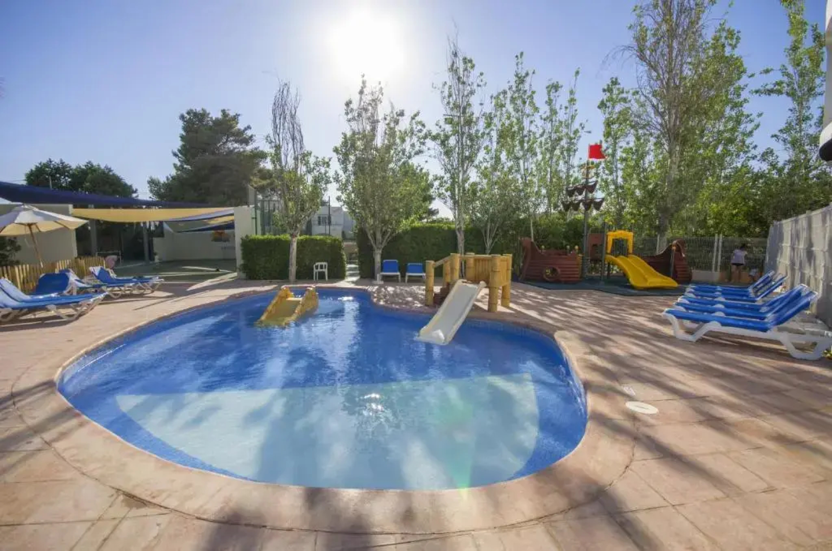 azuLine Hotel Bergantín