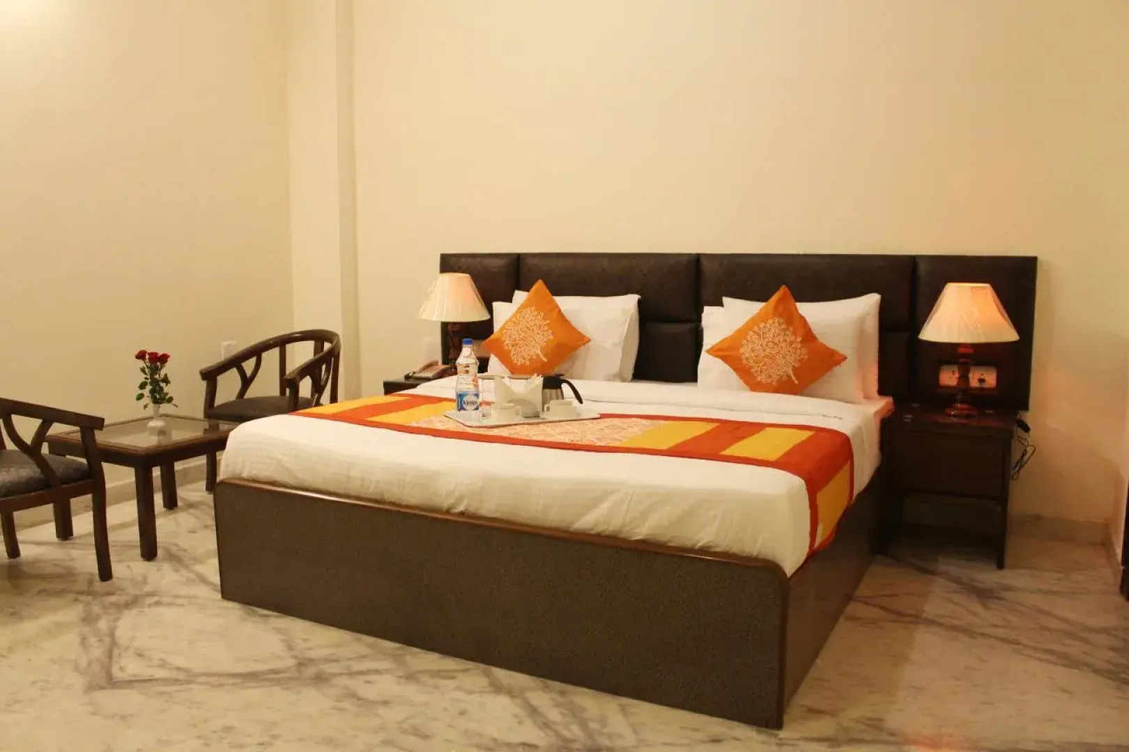 Itsy Hotels Swastika Inn Sector 26