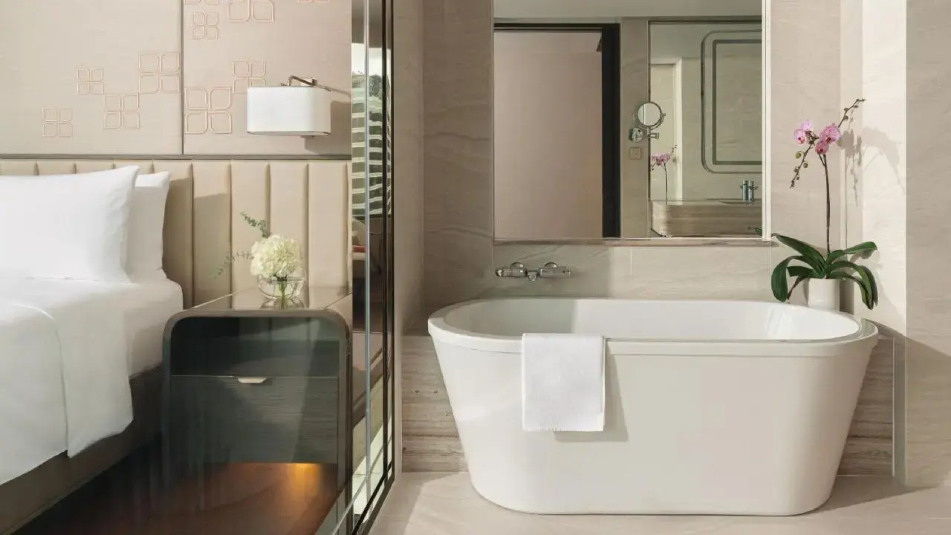 InterContinental Bangkok by IHG