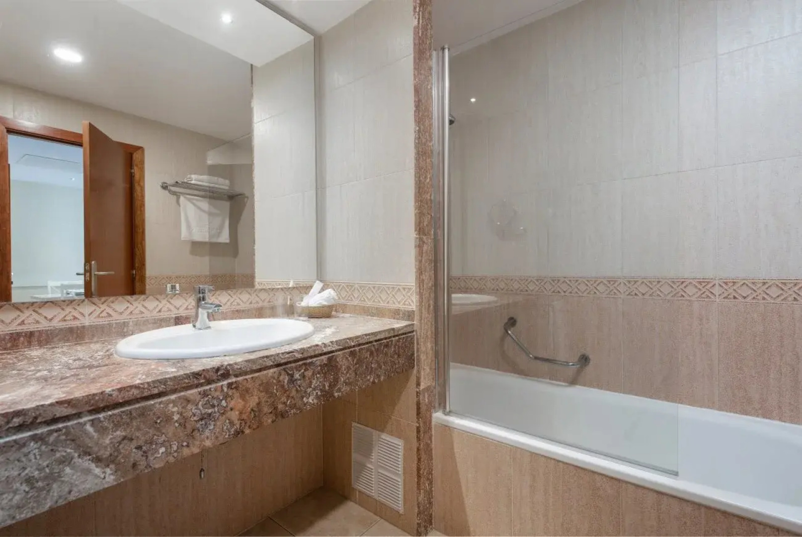 Апарт-отель Can Picafort Palace