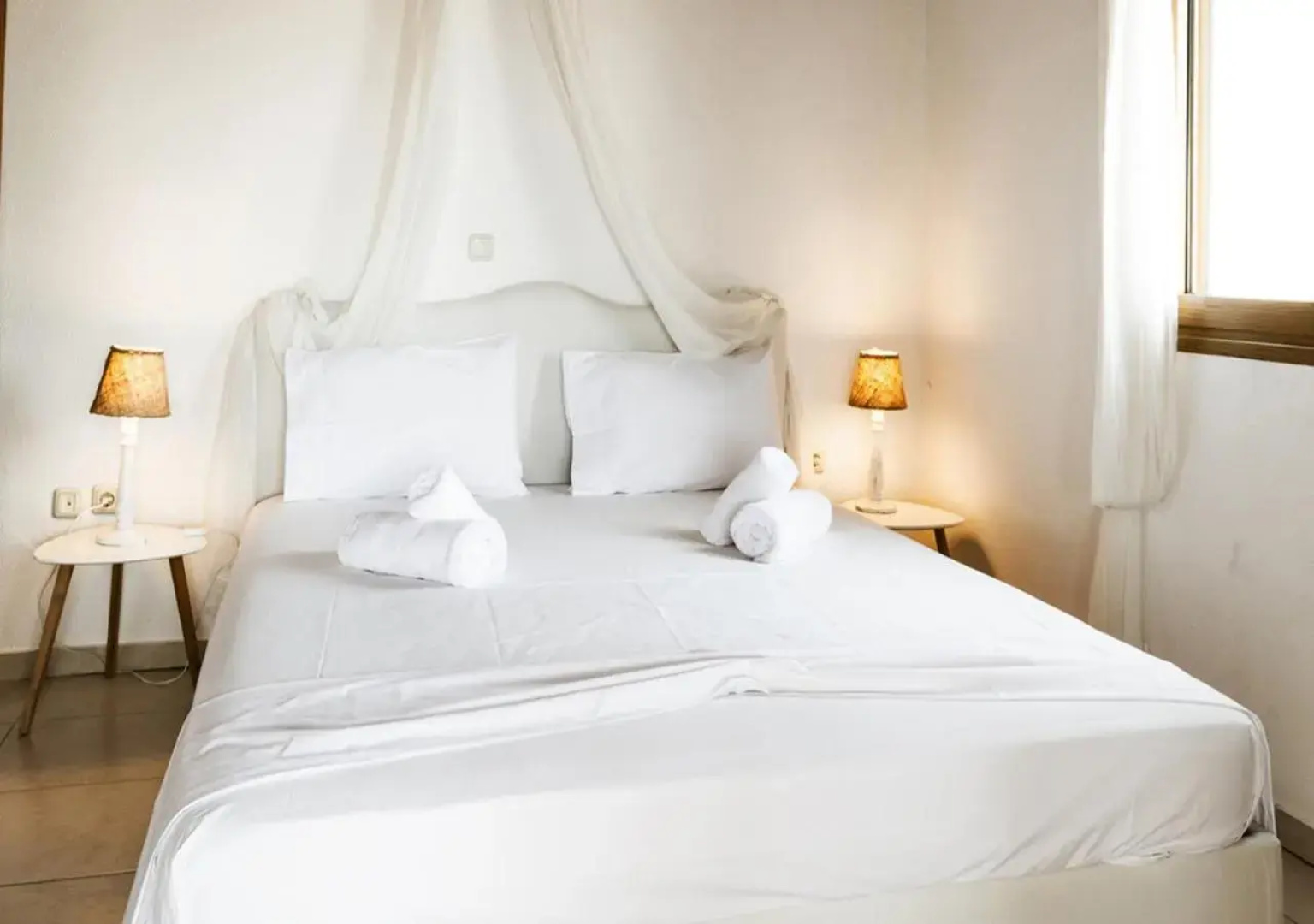 Sanidiamonds Apartments & Studios