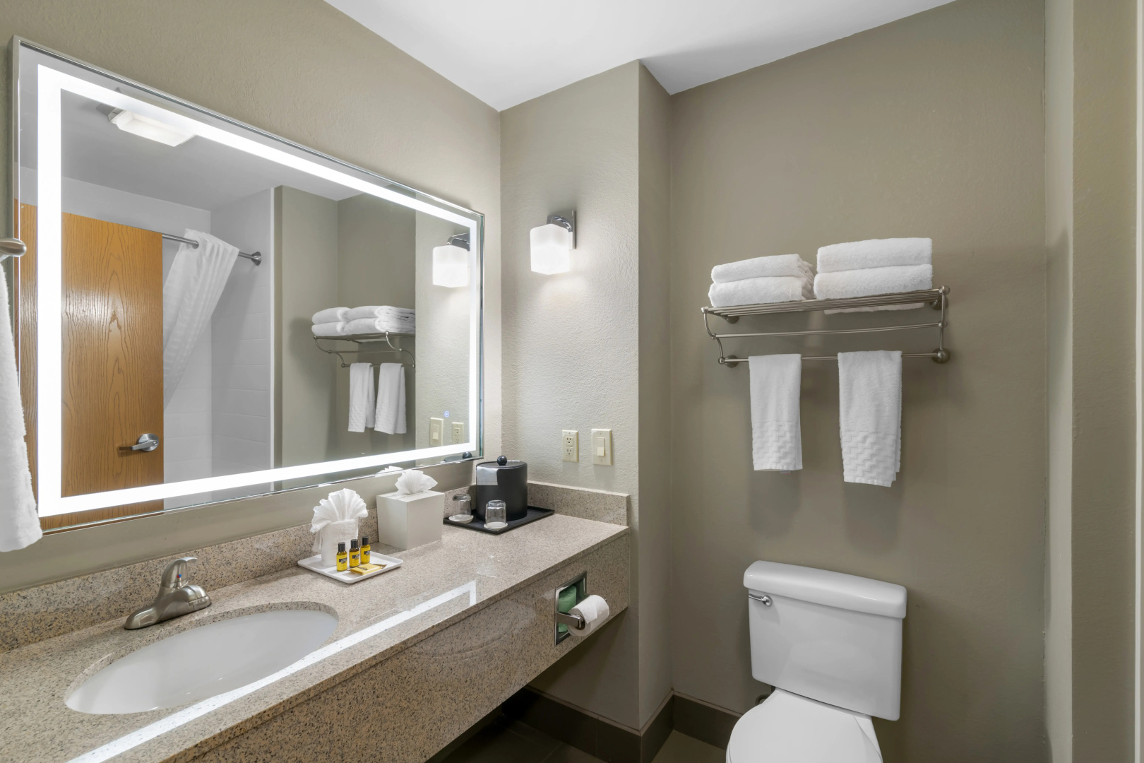 Best Western Plus Denton Inn & Suites