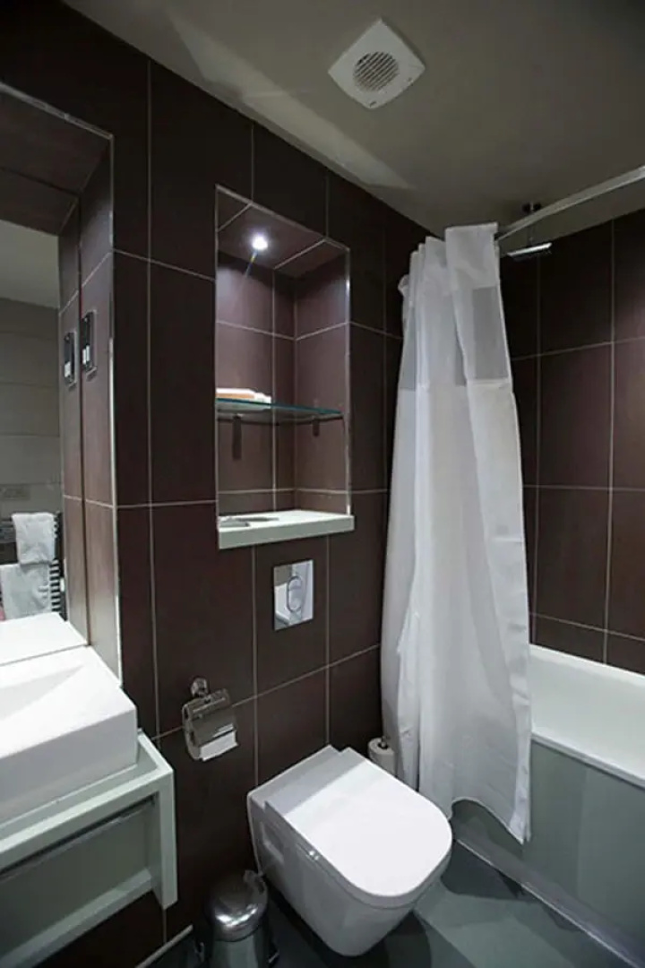 Jollys Hotel