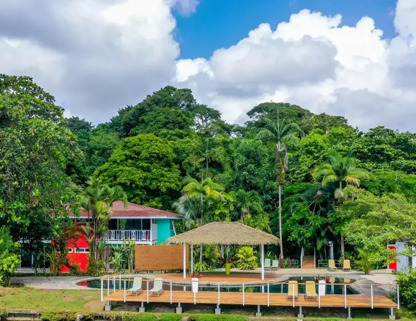 Tortuga Lodge