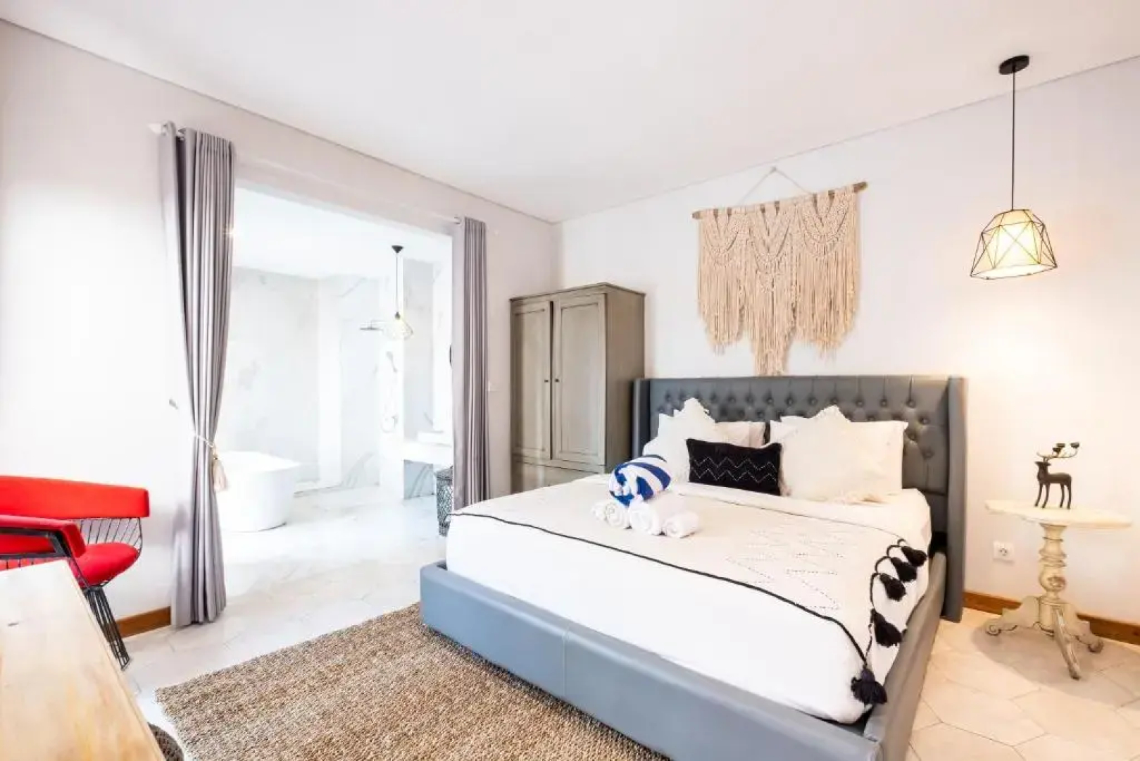 Kakul Villas & Suites