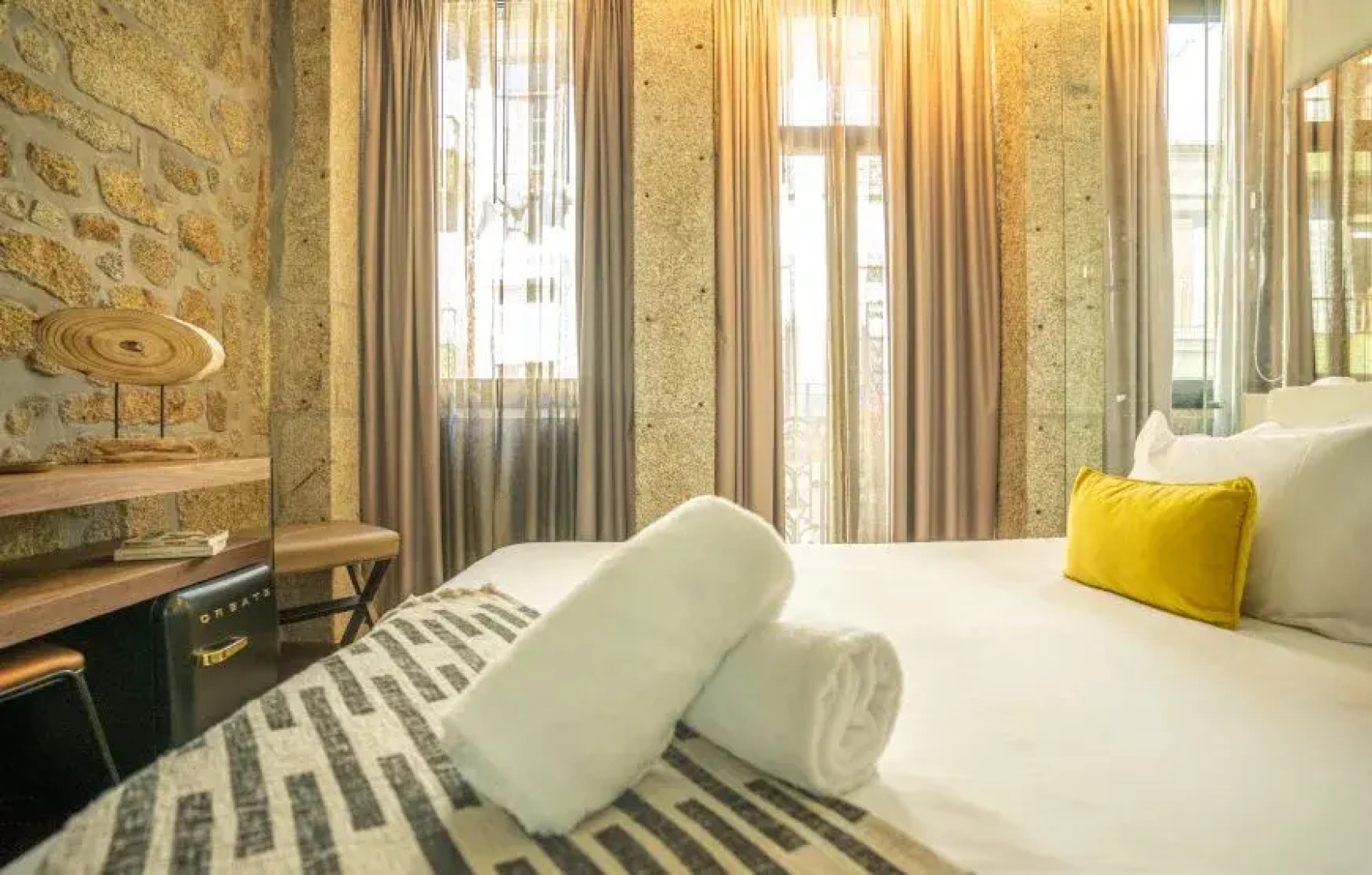 CHARM GH by YoursPorto