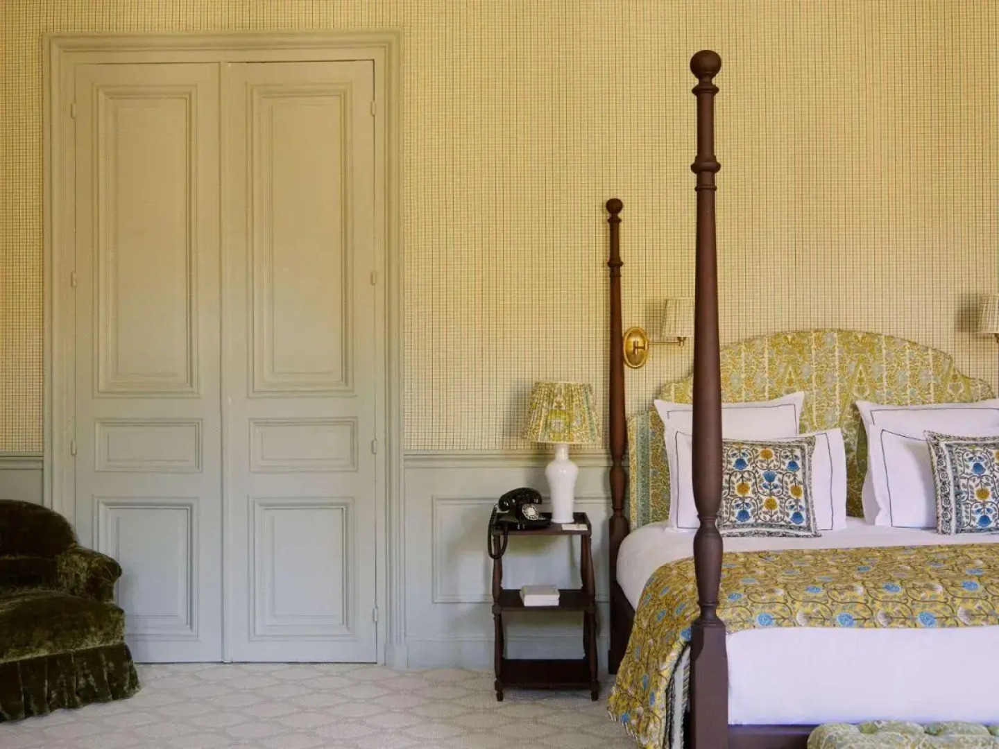 Abbaye des Vaux De Cernay by Paris Society