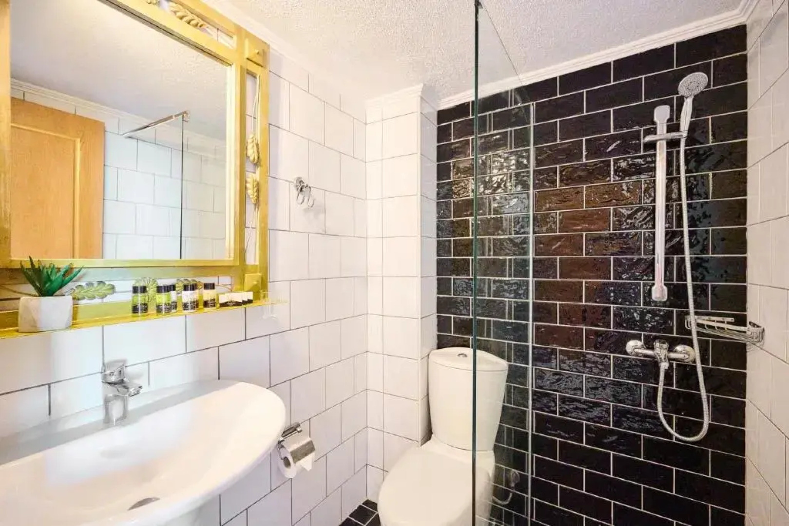 Evlogia Hotel Seafront & Annex by Greek Pride