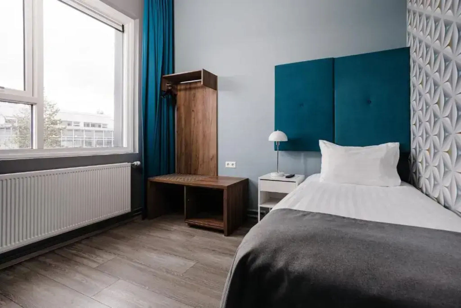 Отель Oddsson Midtown 