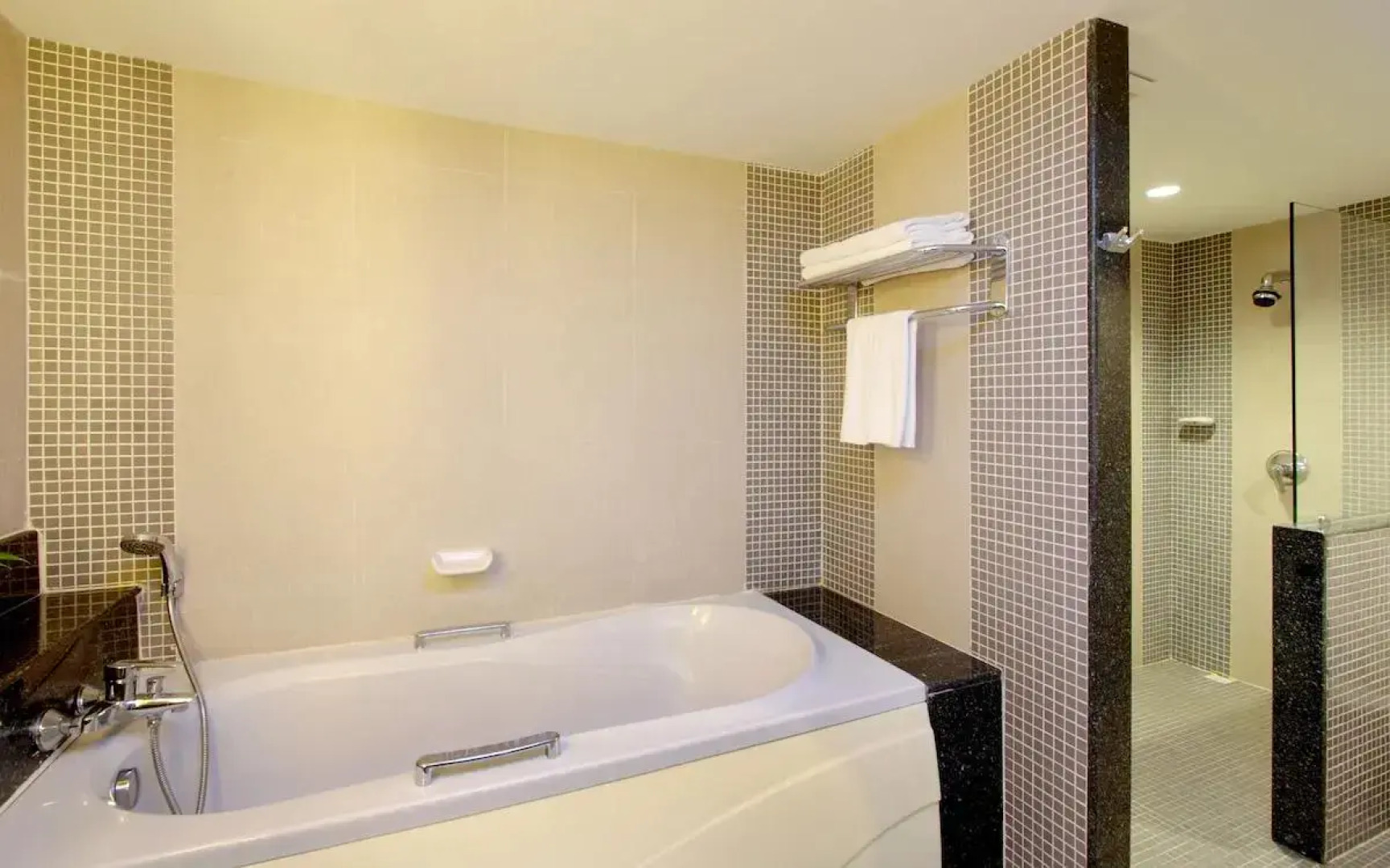 Отель Patong Resort