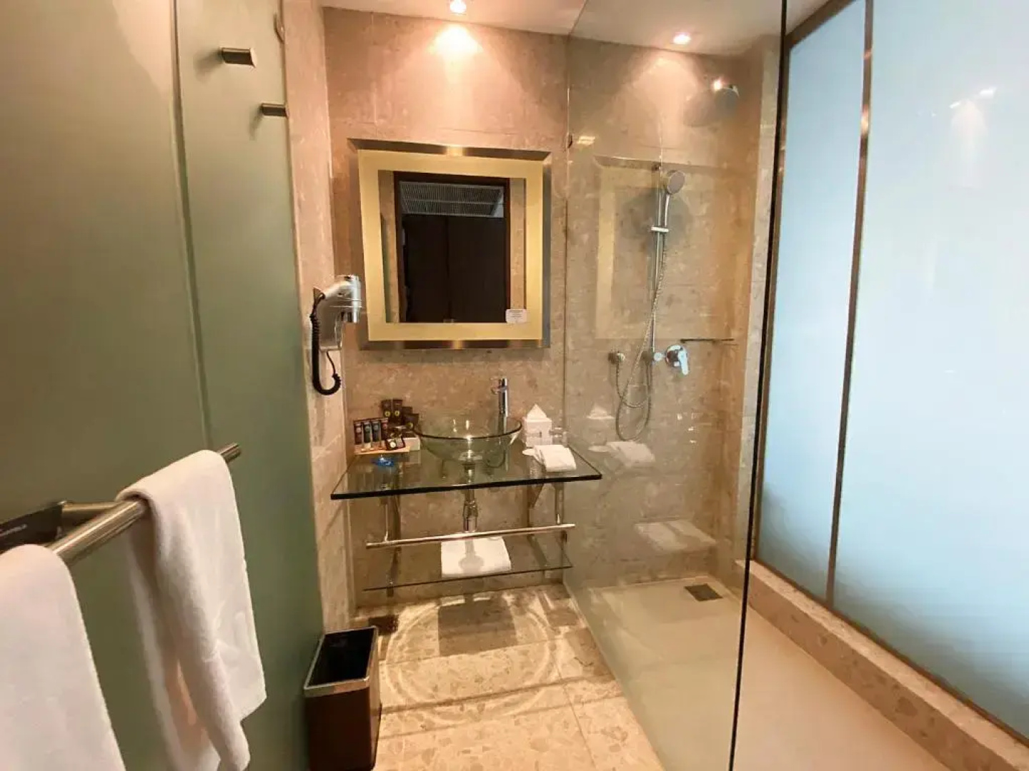 Отель Novotel Bangkok Impact