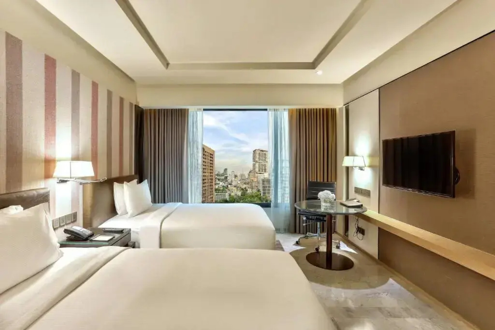 DoubleTree by Hilton Sukhumvit Bangkok