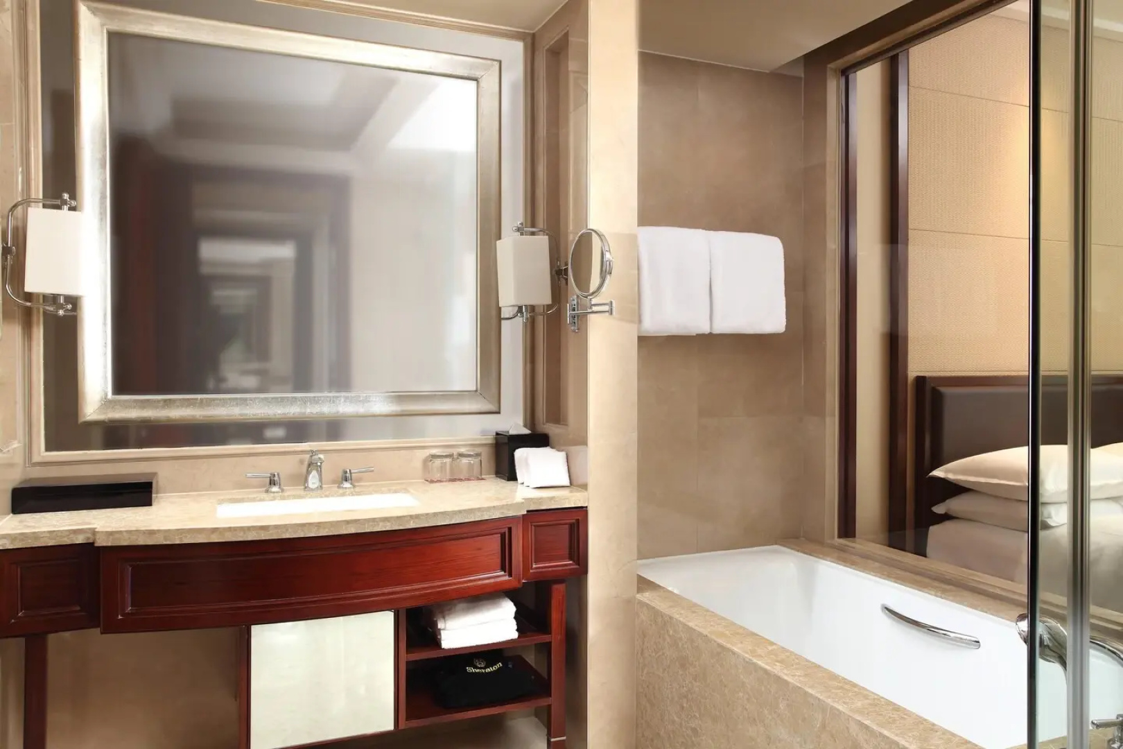 Sheraton Jiangyin Hotel