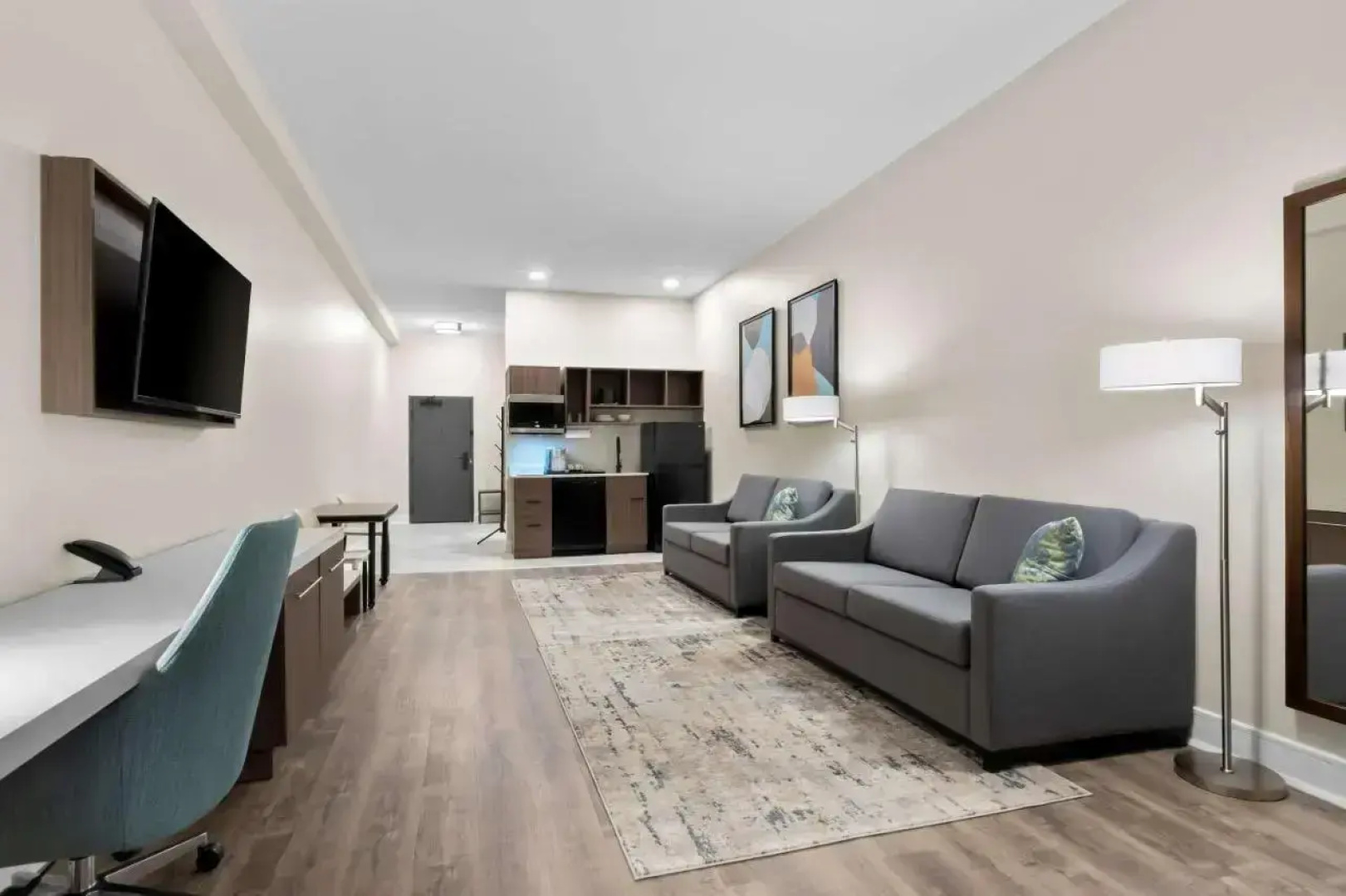 Latitude Suites Tinton Falls Eatontown/BW Premier Collection 