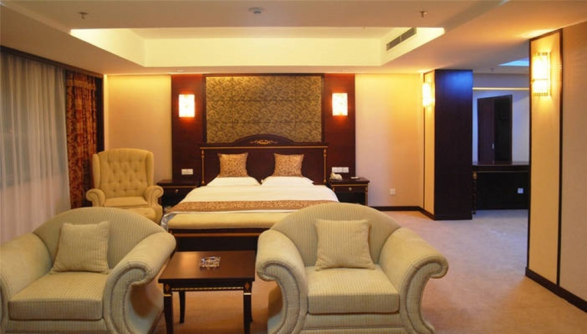 Zhongtian Huanghai Hotel