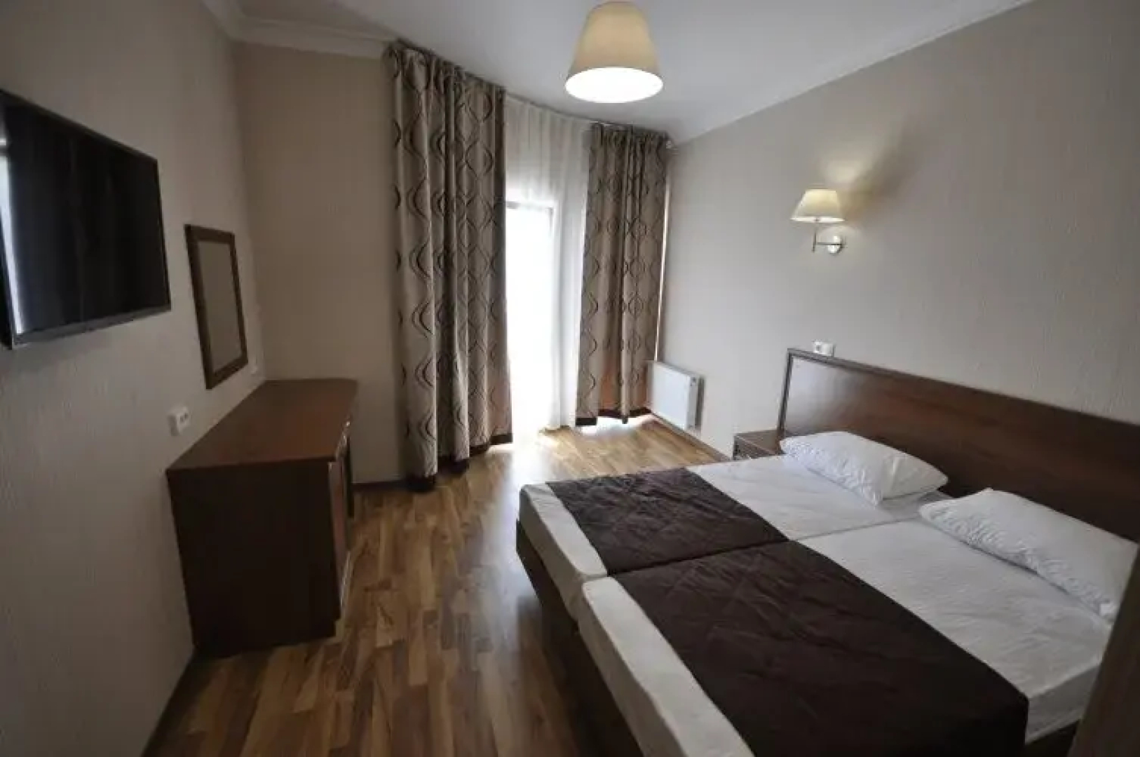 Villa Flora Guest House