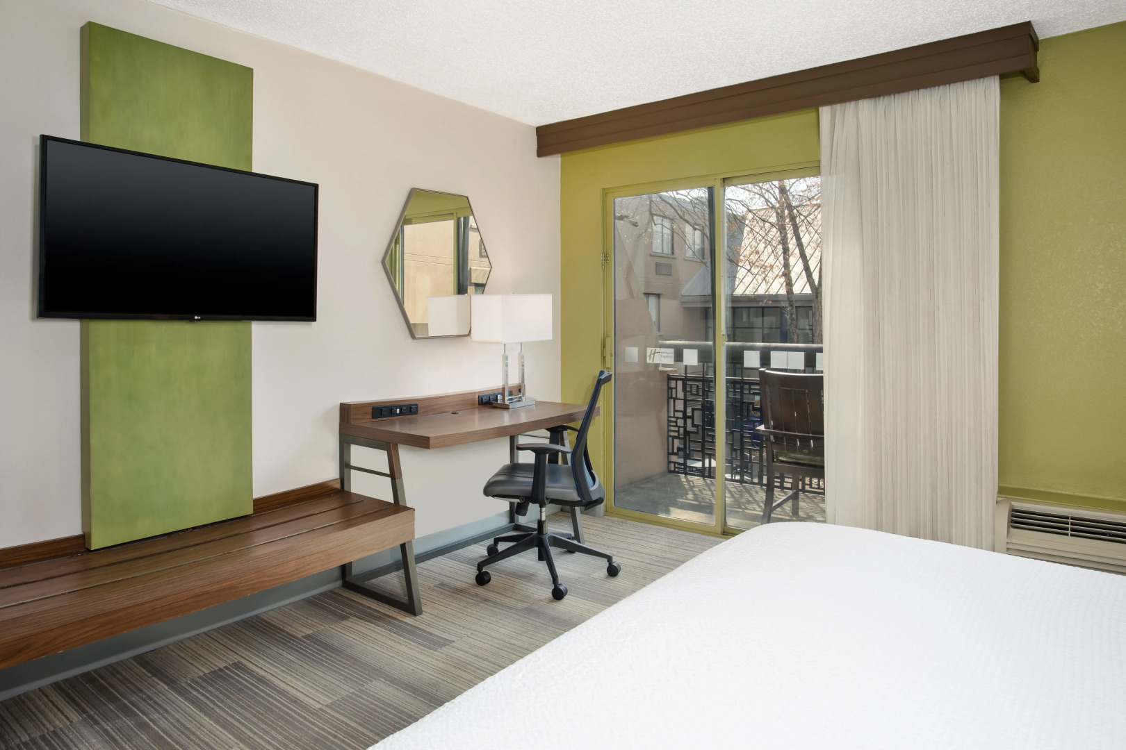 Holiday Inn Express Nashville Airport by IHG